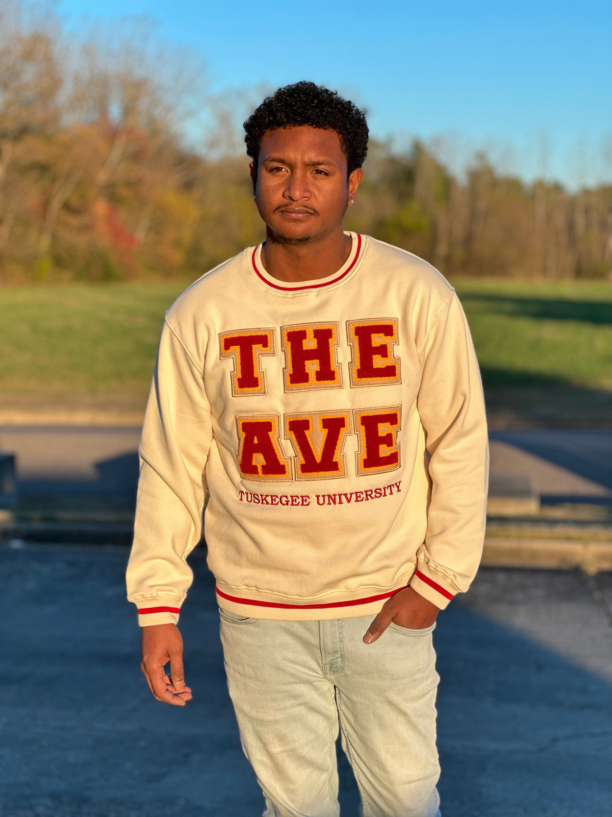 The Ave Sweatshirt (Unisex)